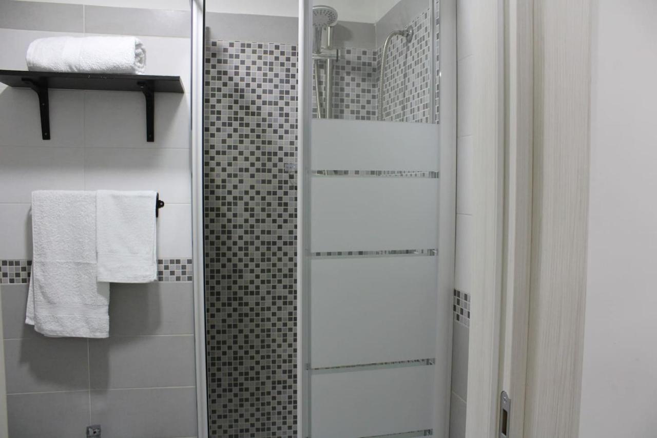 Apartment Pellegrino House - Stazione E Aeroporto *